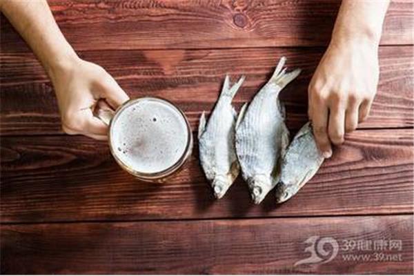 吃了避孕药可以吃海鲜吗